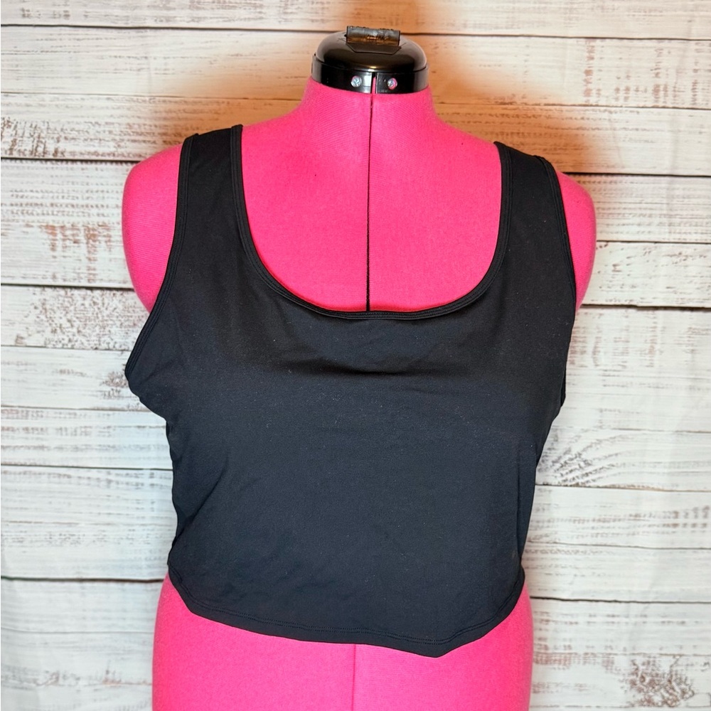 HALARA Black Crop Top with Crisscross Back